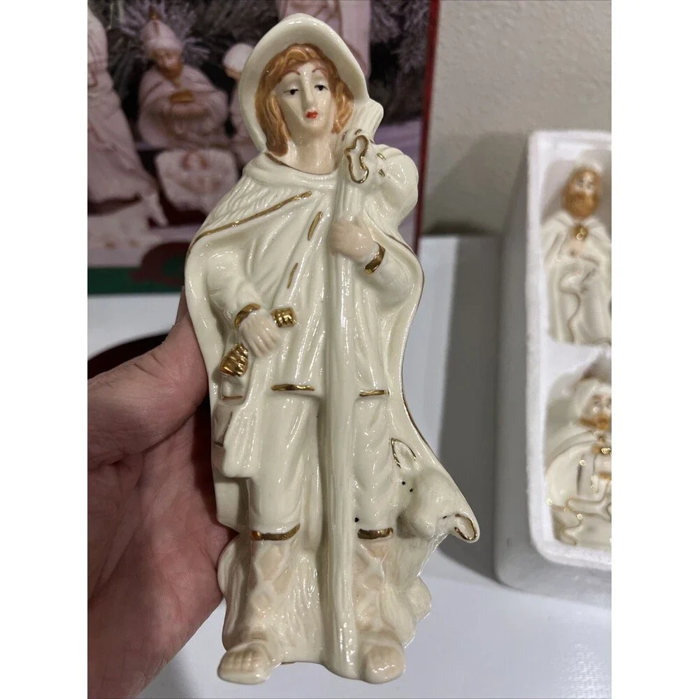 Porcelain Nativity Set 11 Pc w/ Wood Display in Box Christmas Fantasy Wonderland